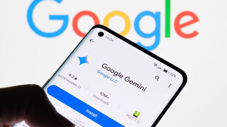 Close-up,Of,A,Smartphone,Screen,Displaying,Google,Gemini,App,With